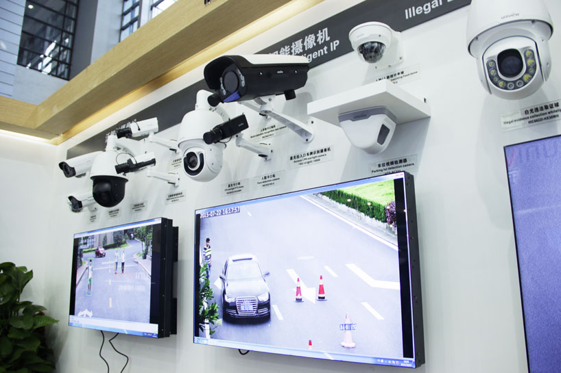 Differences Between AHD Vs IP Cameras